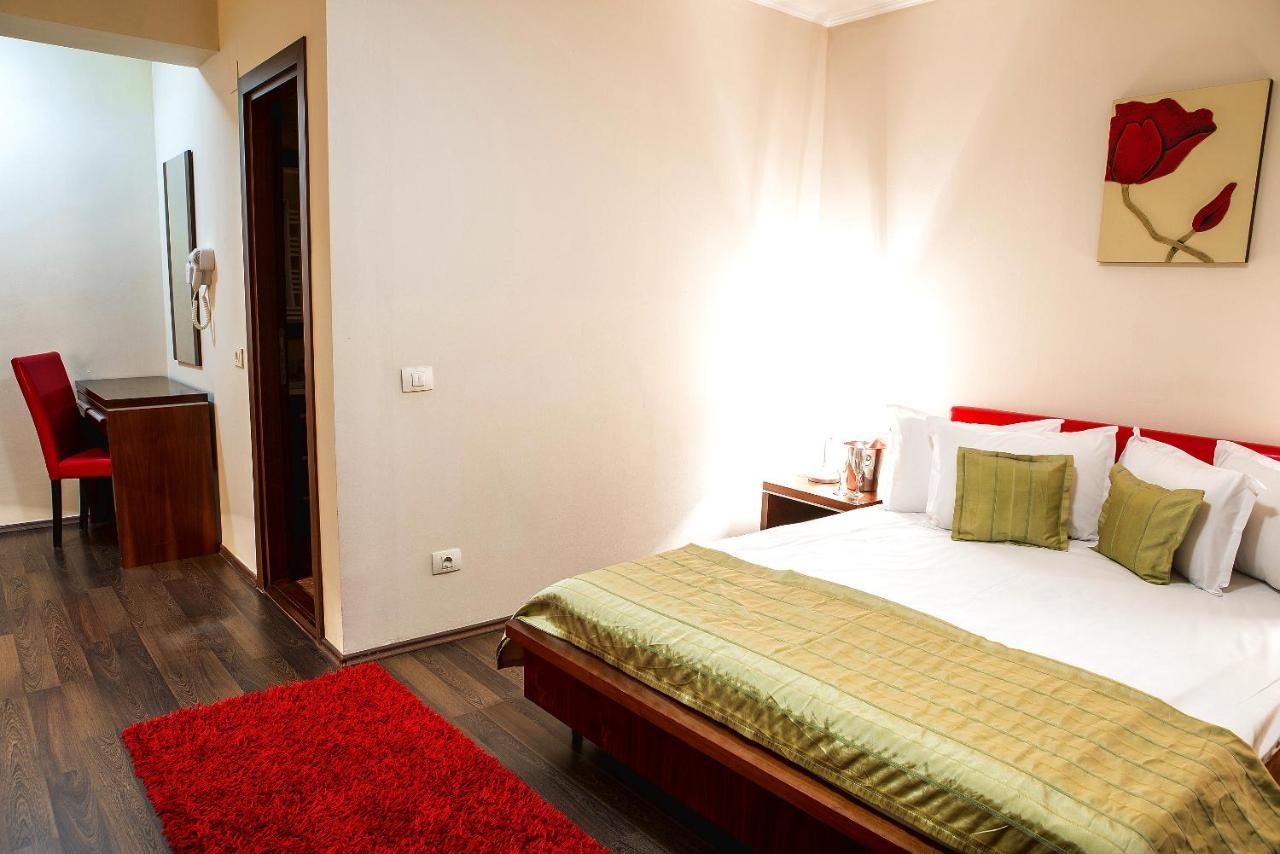 Отель Phoenicia Suites Baneasa Бухарест