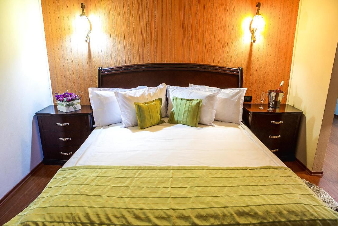 Отель Phoenicia Suites Baneasa Бухарест-31