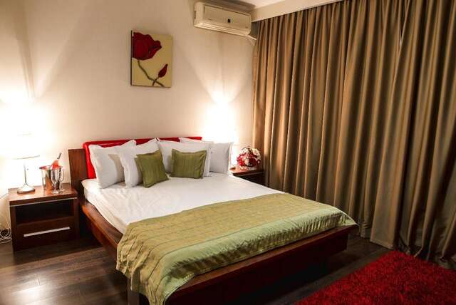Отель Phoenicia Suites Baneasa Бухарест-19